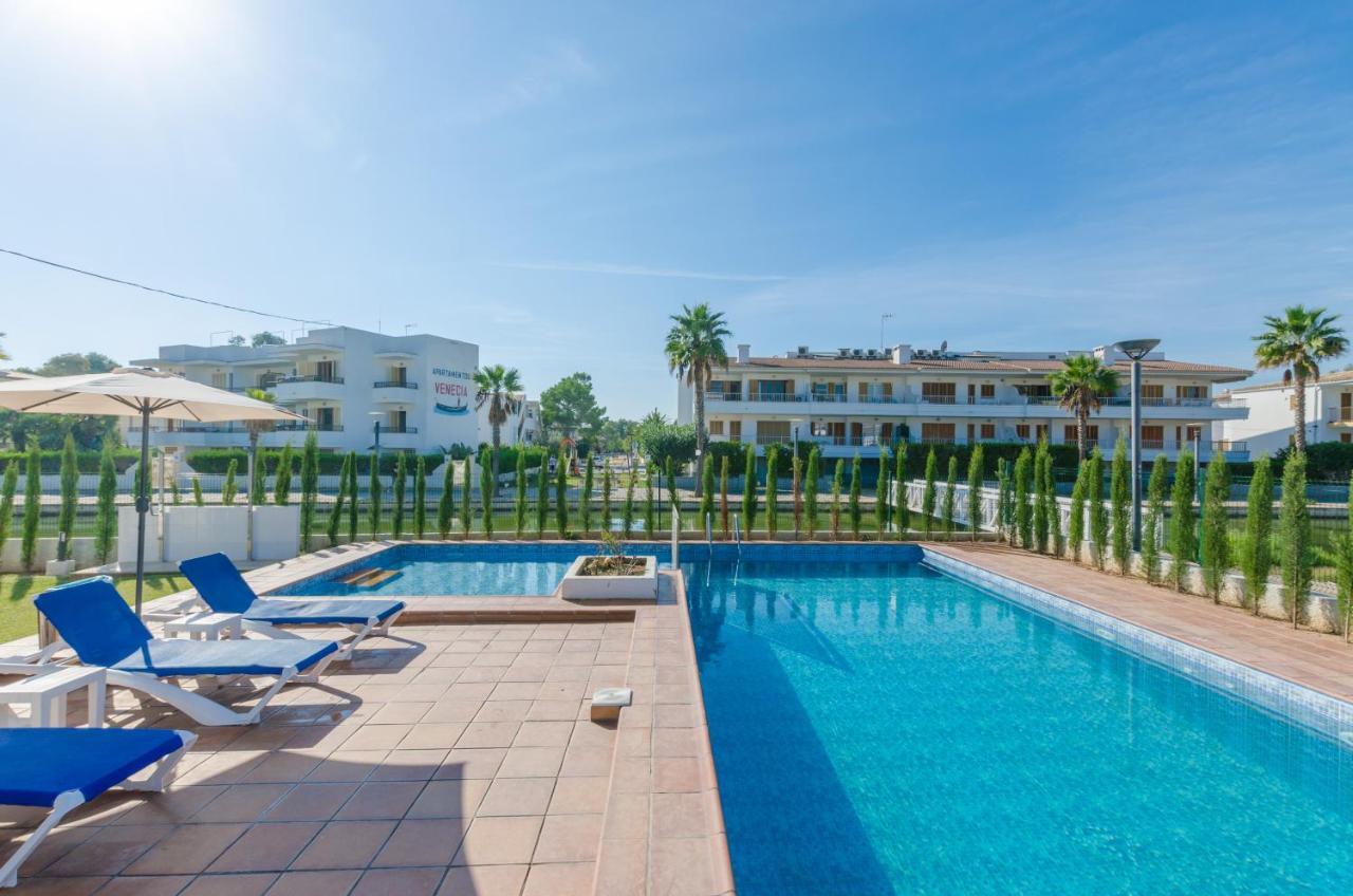 Yourhouse Venecia Apartments Alcúdia Eksteriør bilde